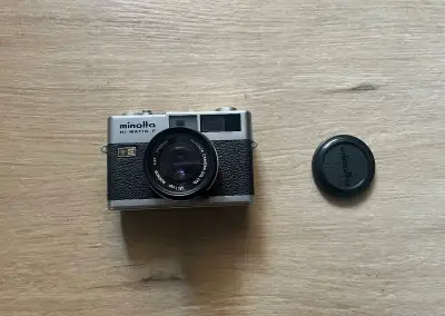 minolta hi-matic F