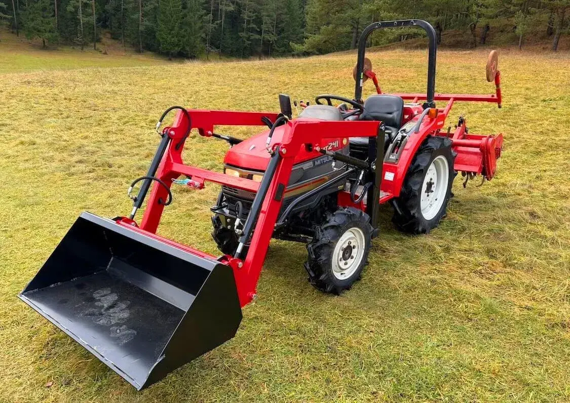 Používaný Japonský malotraktor Mitsubishi MT 241 4x4