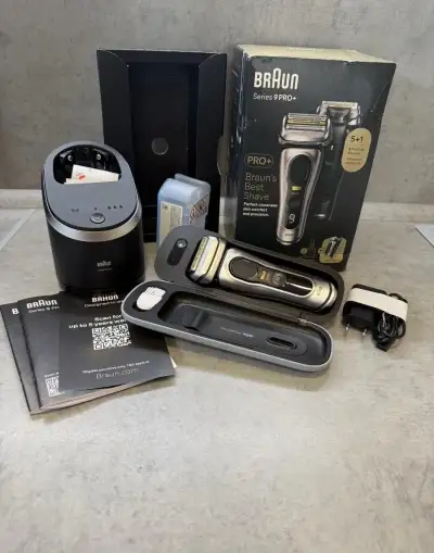Čistonový holiaci strojček Braun 9 Pro+ 9577cc s