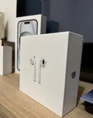 Apple Airpods 2019 (2nd gen) + Charger
