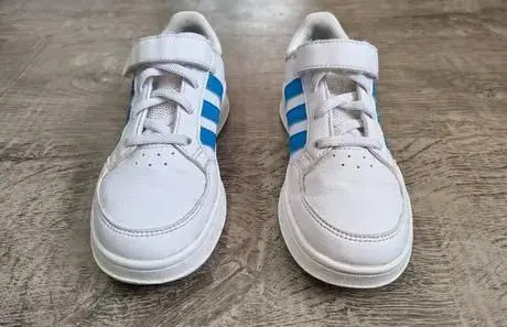 TENISKY ADIDAS 31