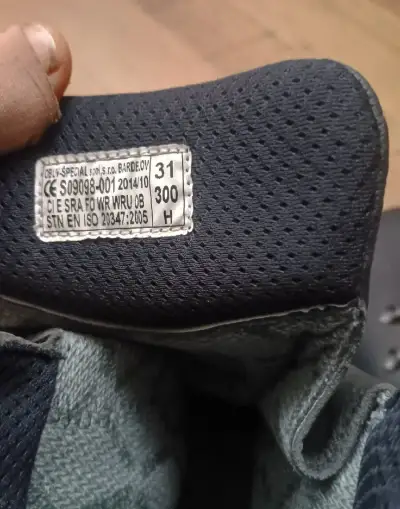 vojenské Gore-Tex kanady Bardejov (Veľkosť 47)