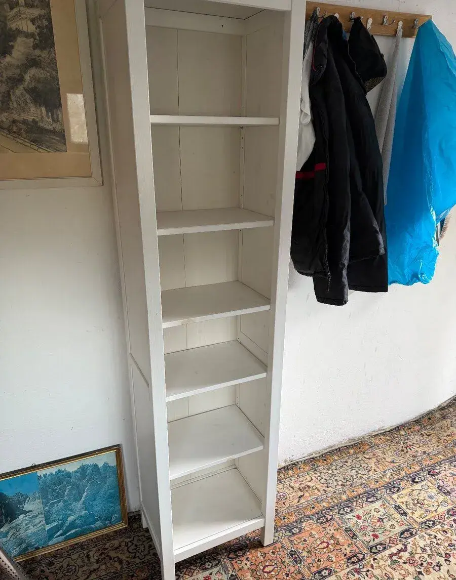 Regál / drevená knižnica IKEA HEMNES (49x197 cm) – biela