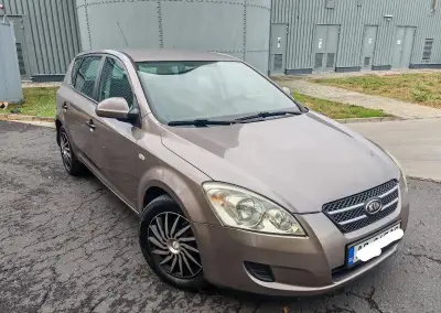 Kia CEED – 2007, 100 km