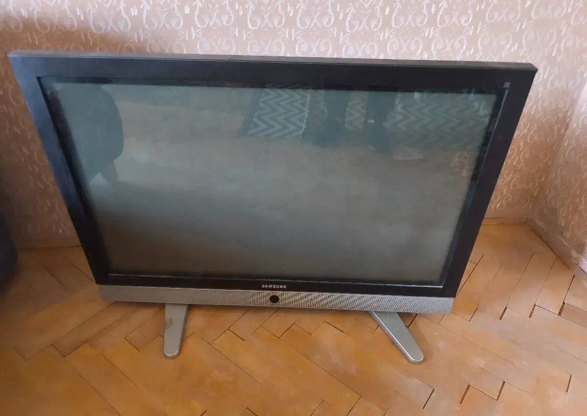 Samsung PS-42E7H (42")