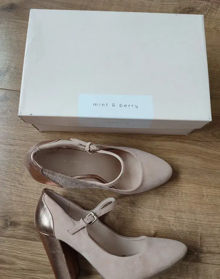Kožené lodičky Mint & Berry v.40