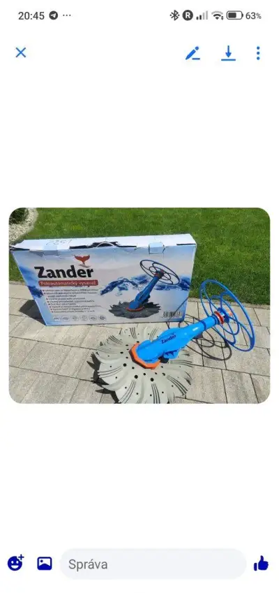 Bazénový vysávač