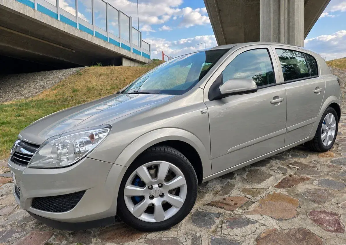Opel Astra – 166 000 km