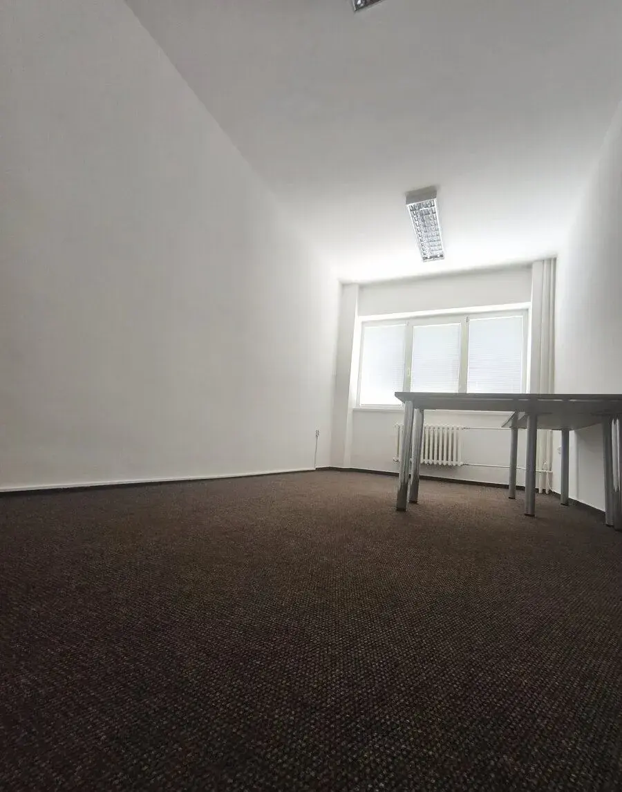 Kancelária na prenájom v centre mesta
