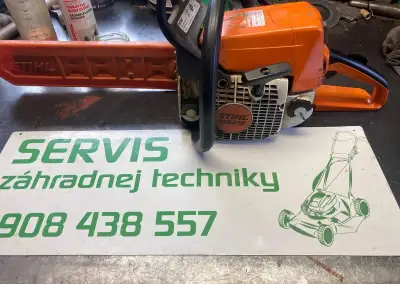 Pílu Stihl MS210 na diely