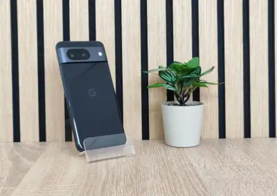 Google Pixel 8 256GB Obsidian | záruka 1 rok