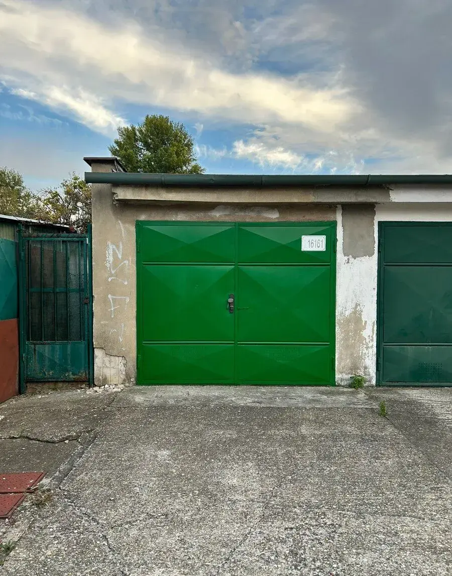 Prenájom garáže 17m² - Trnávka, Kamenárska ulica