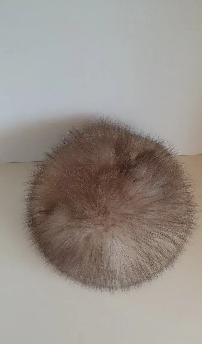 Čiapka zo striebornej líšky