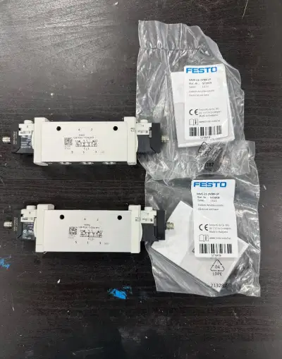 Festo pneumatický ventil VUVG-L18-P53C-T-G14-1P3 + VAVE-L1-1