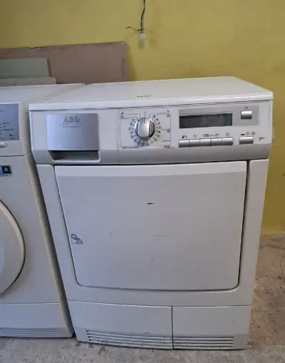 Sušička AEG