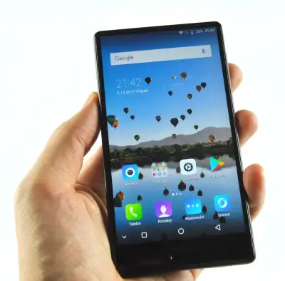 LEAGOO KIICAA MIX 5,5″ 4G LTE.