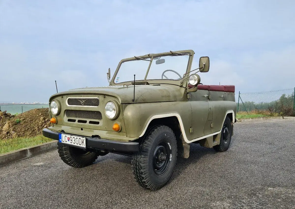 UAZ 469