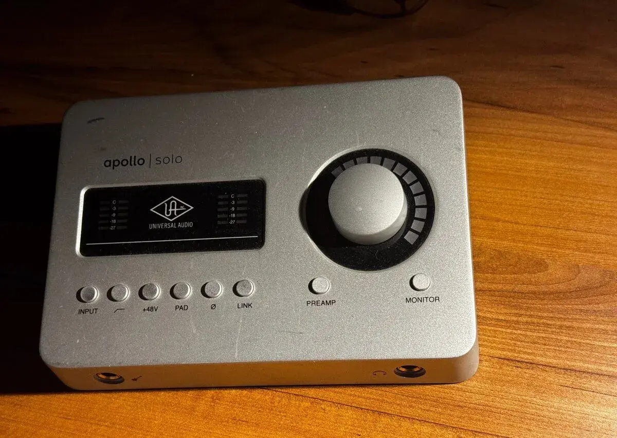 Universal audio apollo solo thunderbolt