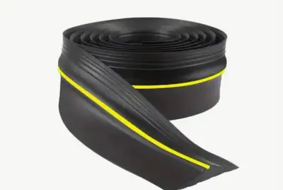 Tesnenie pod garážovú bránu