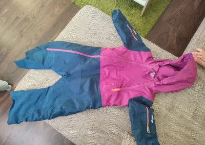 Zimný overal pre dievča