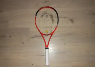 Ako novu tenisovu raketu HEAD RADICAL JUNIOR za super