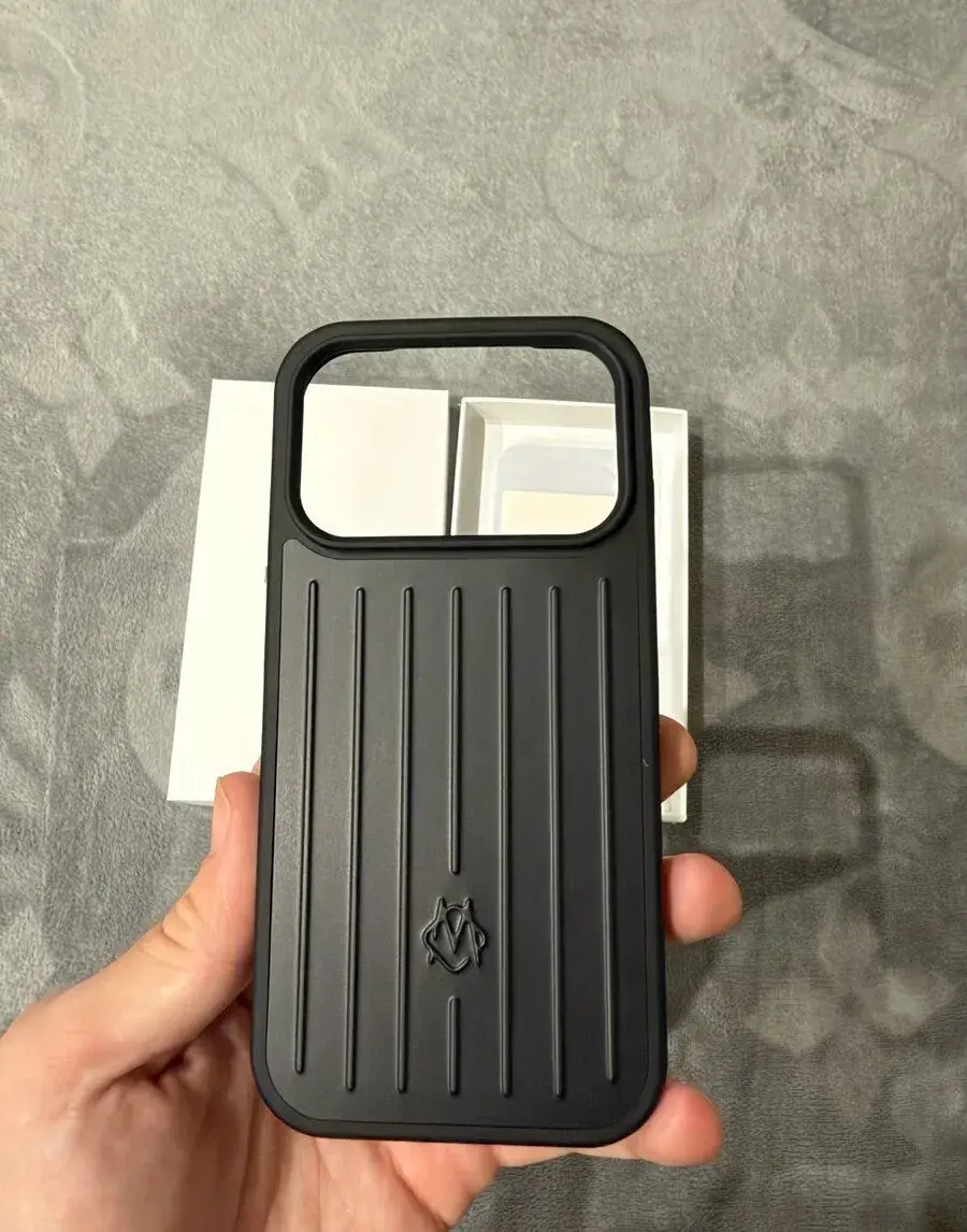 Rimowa kryt iPhone 17/18 Pro