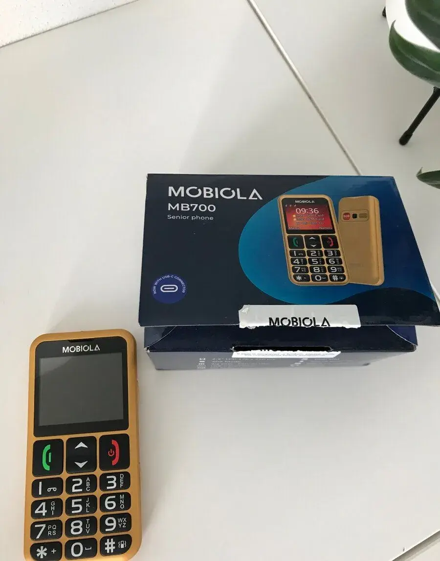 Telefon Mobiola