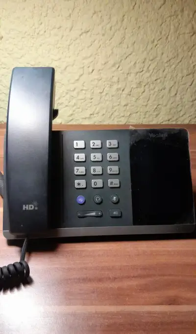 Busines telefón Yealink mp 54