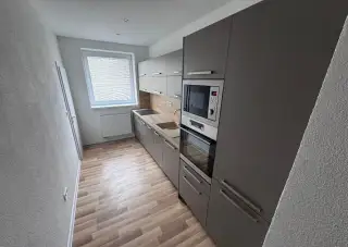 Prenájom 4-izbový rodinný dom v Šuranoch.
