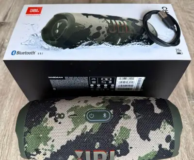 JBL Charge 5