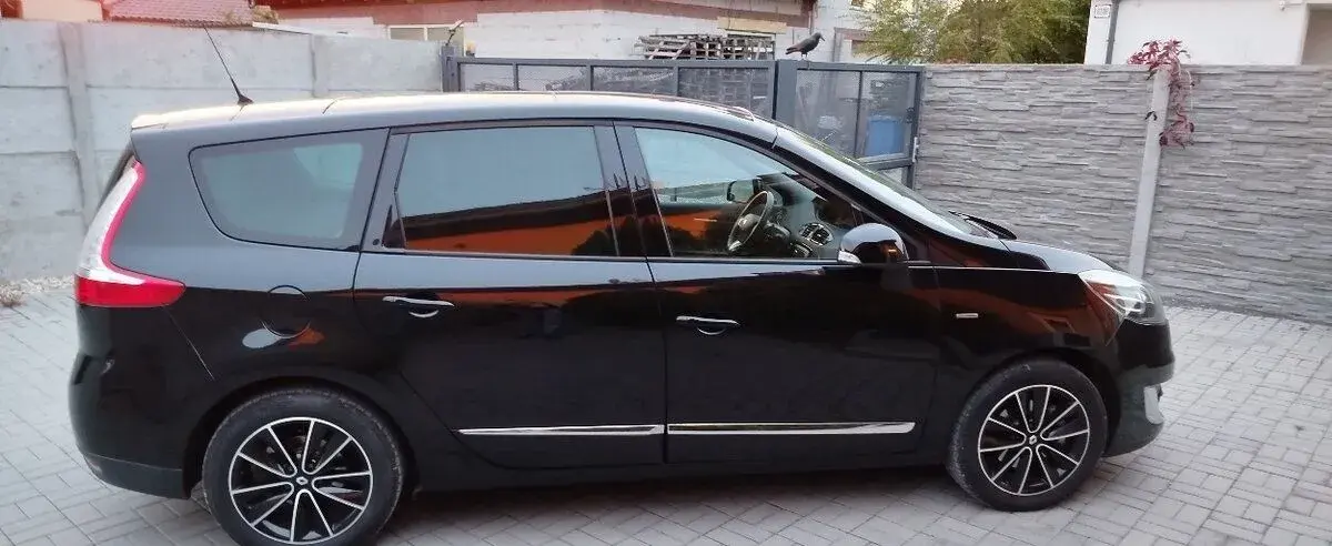 Renault Grand – 2012