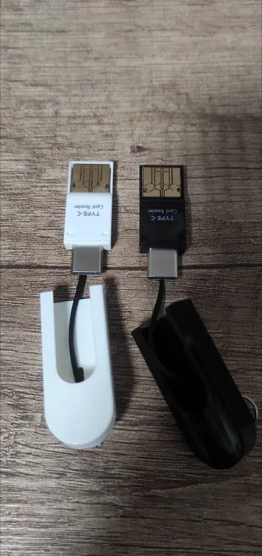 2v1 USB / USB-C čítačka na MicroSD karty pre PC/Mobil