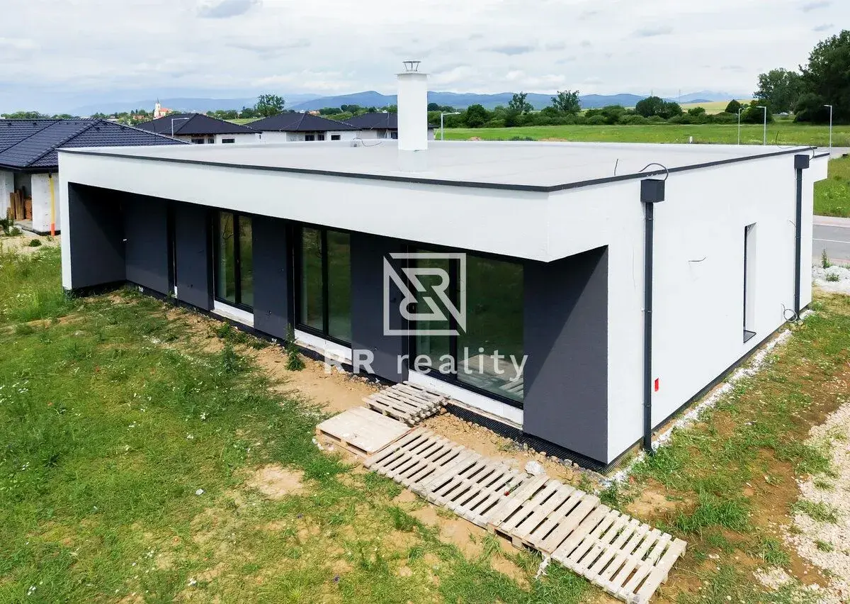 NOVÁ CENA - VÝCHODNÉ MOKRANCE 4i RD 120,5m2, pozemok 671m2
