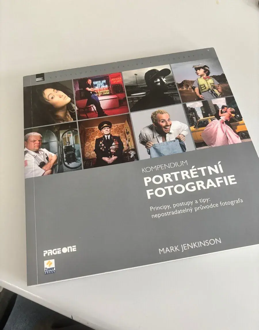 Knihu - Kompendium Portrétní Fotografie