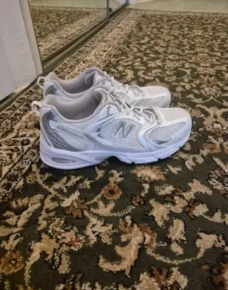 New Balance tenisky veľkosť 40,vnútorná dĺžka 24,5cm