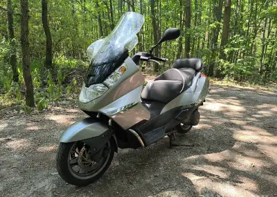 Aprilia Atlantic 500 bez papierov