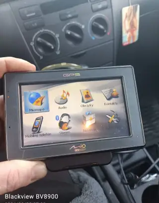 Navigacia Mio C520 - citaj text