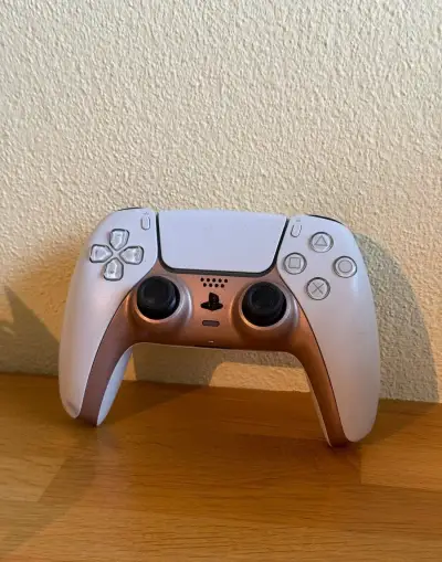 Sony PS5 Dualsense ovládač