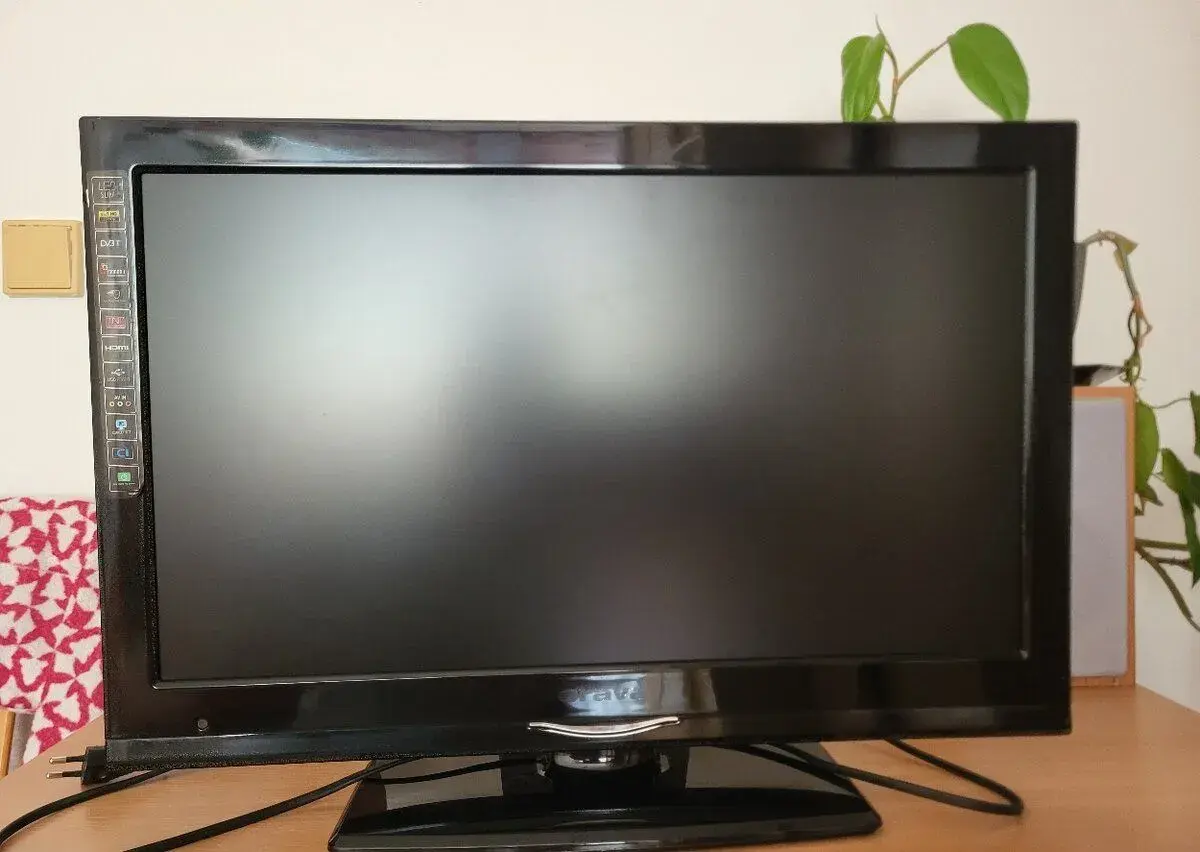 Orava LT 610 LED B62B – 24" LED televízor