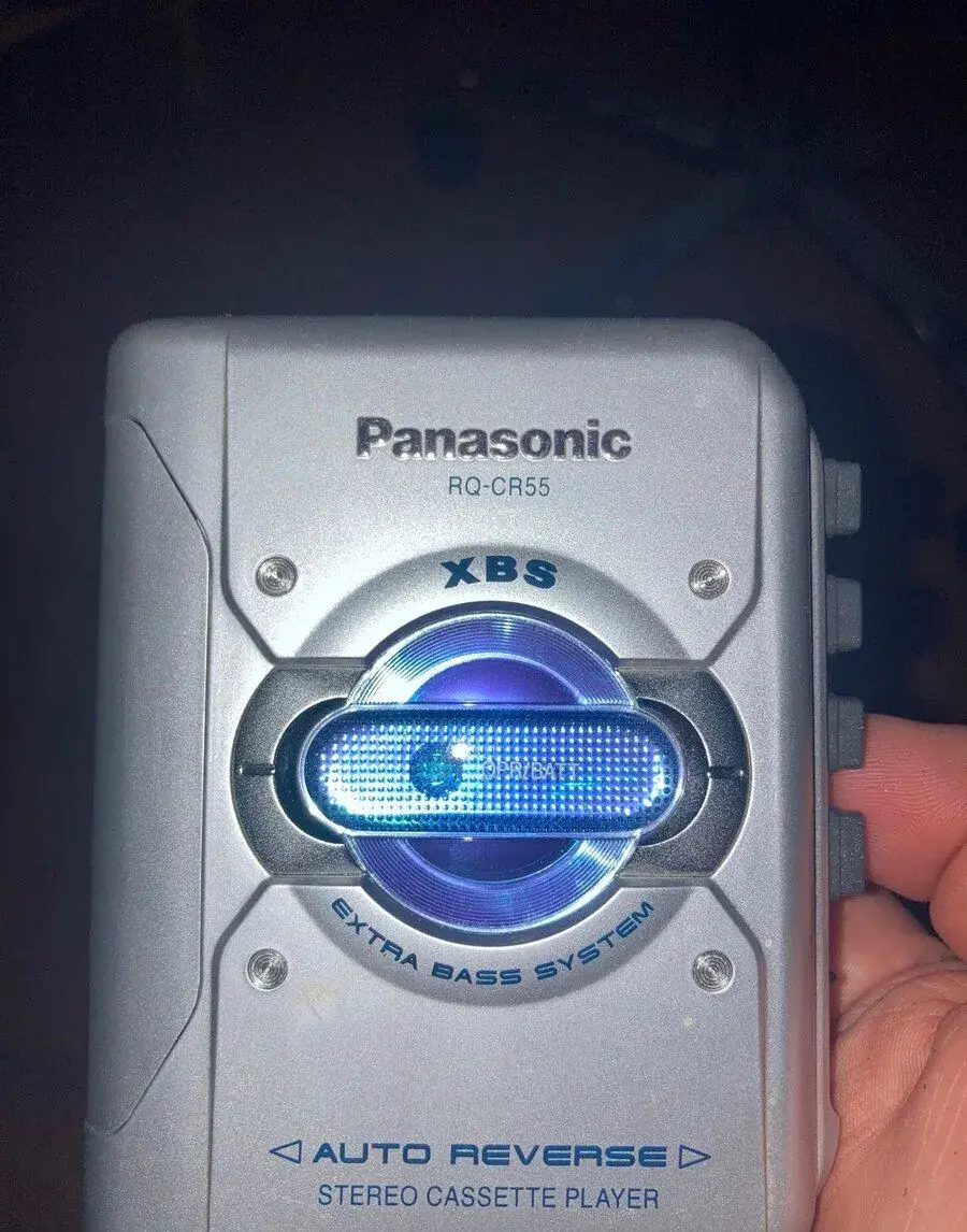 Retro walkman Panasonic RQ-CR55 XBS legendárny