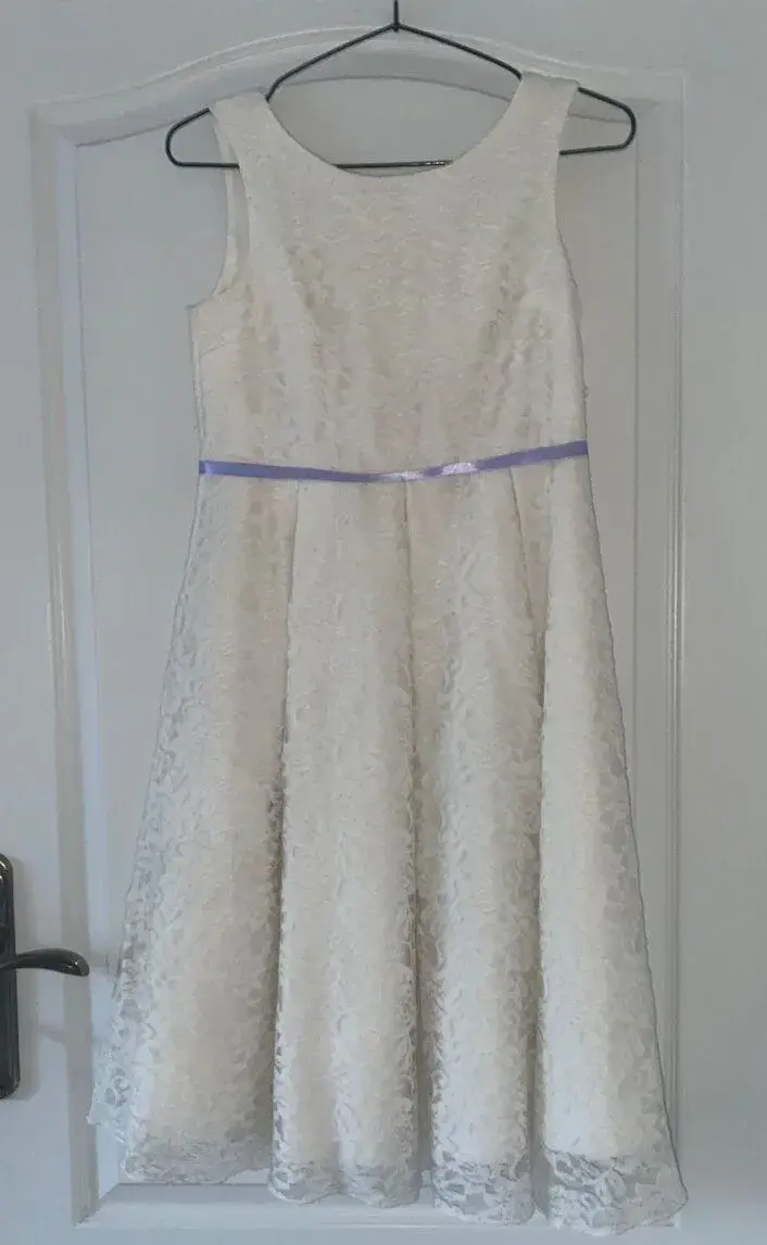 Autograph dievcenske biele cipkovane saty velkost 152 (11-12
