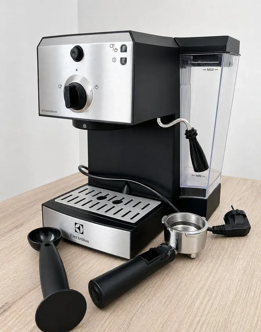 Pákový kávovar Electrolux