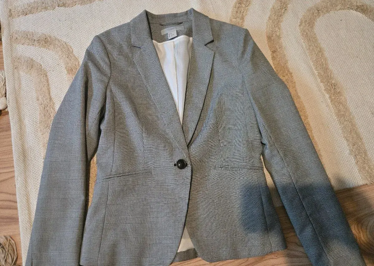 Dámske sako vel.34 H&M