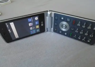 Mobil LG Smart WINE véčko