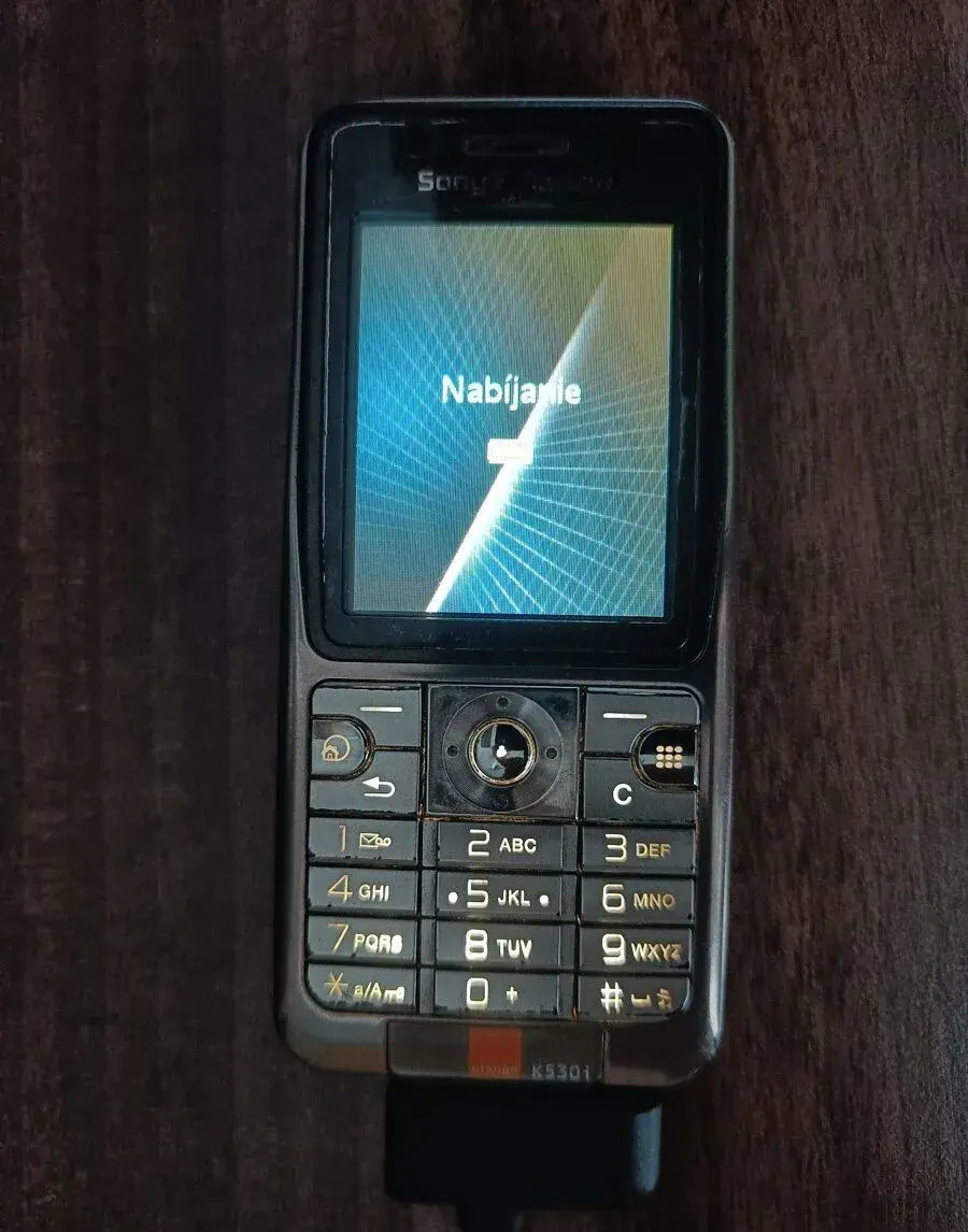 Sony Ericsson K530i