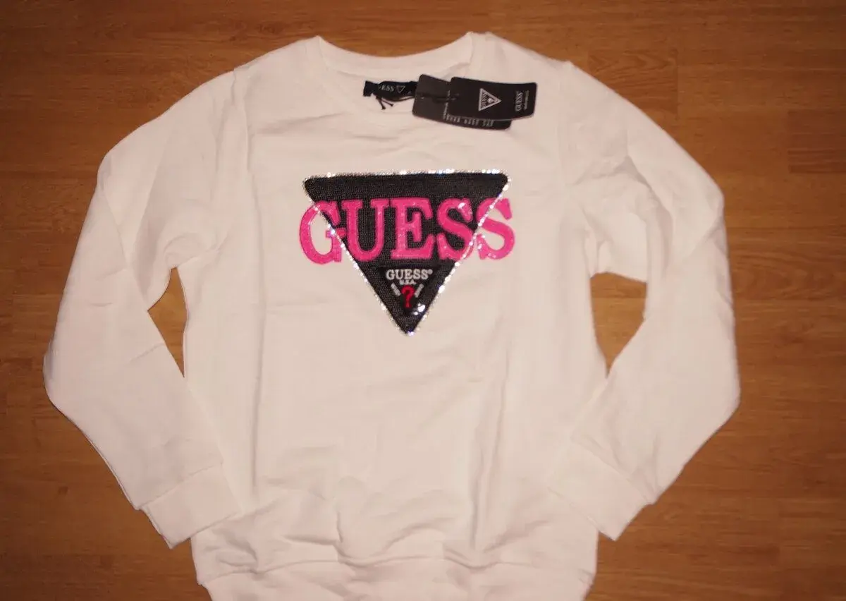 biela dámska mikina Guess