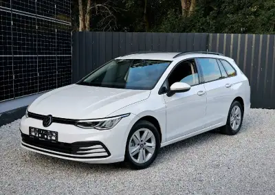 Volkswagen Golf – 2023, 100 km