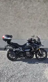 SUZUKI V STROM 800 RE