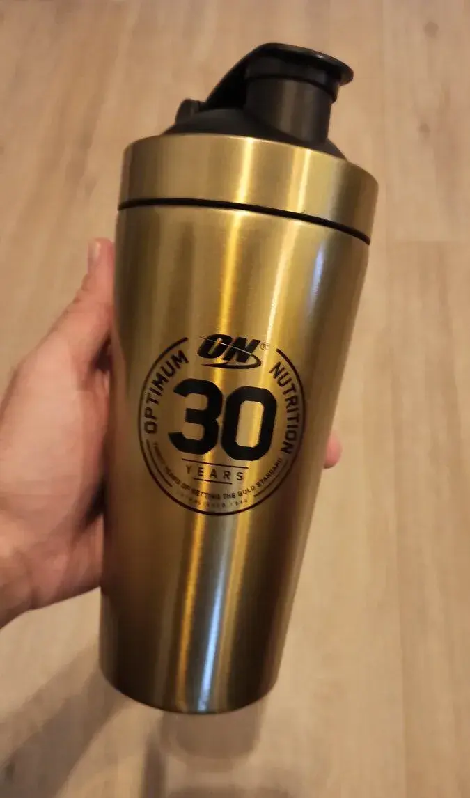 Optimum Nutrition zlatý Šejker