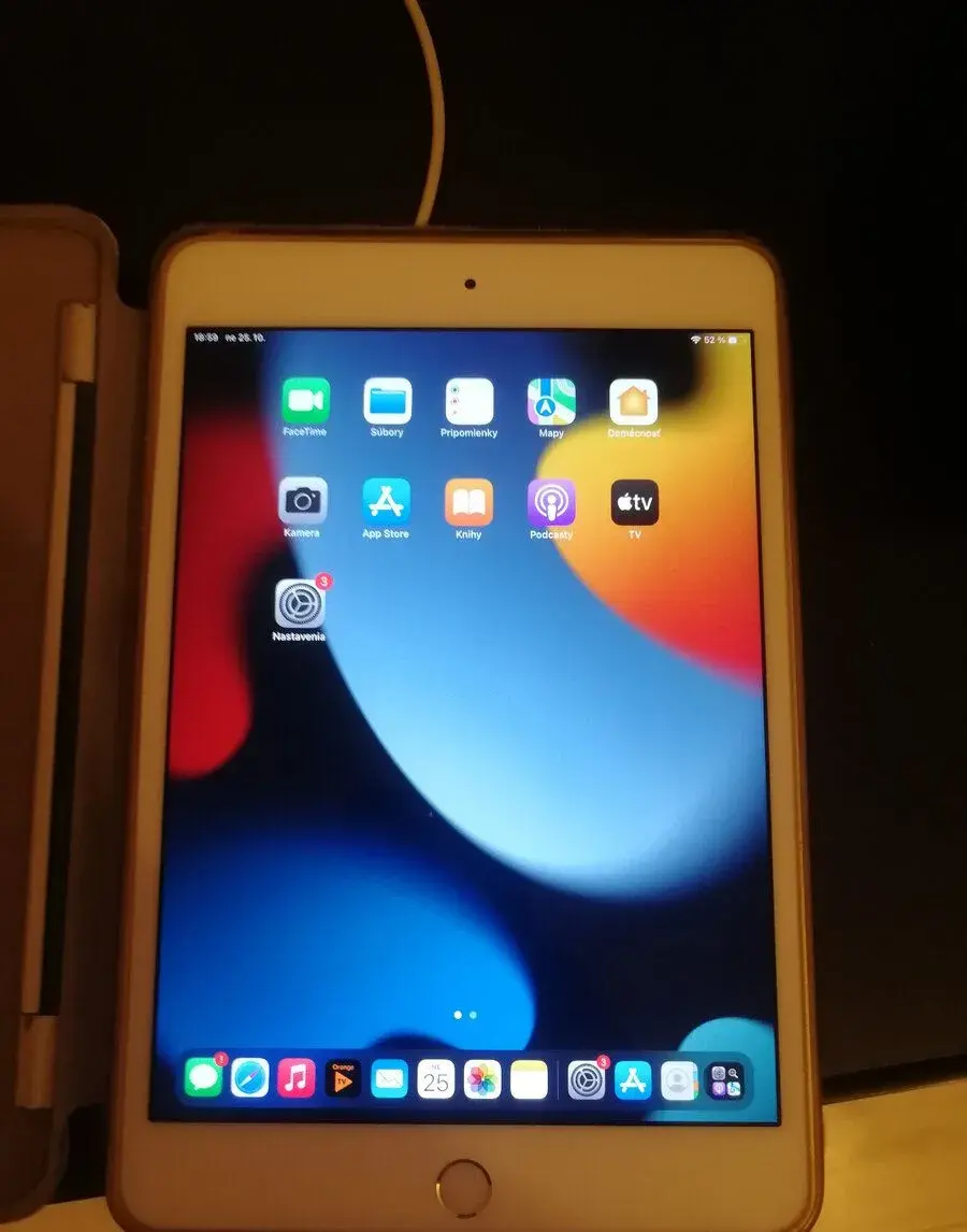 APPLE IPAD MINI 4 v perfektnom stave